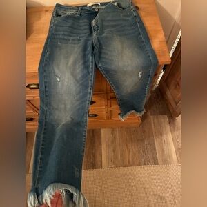 KanCan Distressed Blue Cropped Ankle Jeans